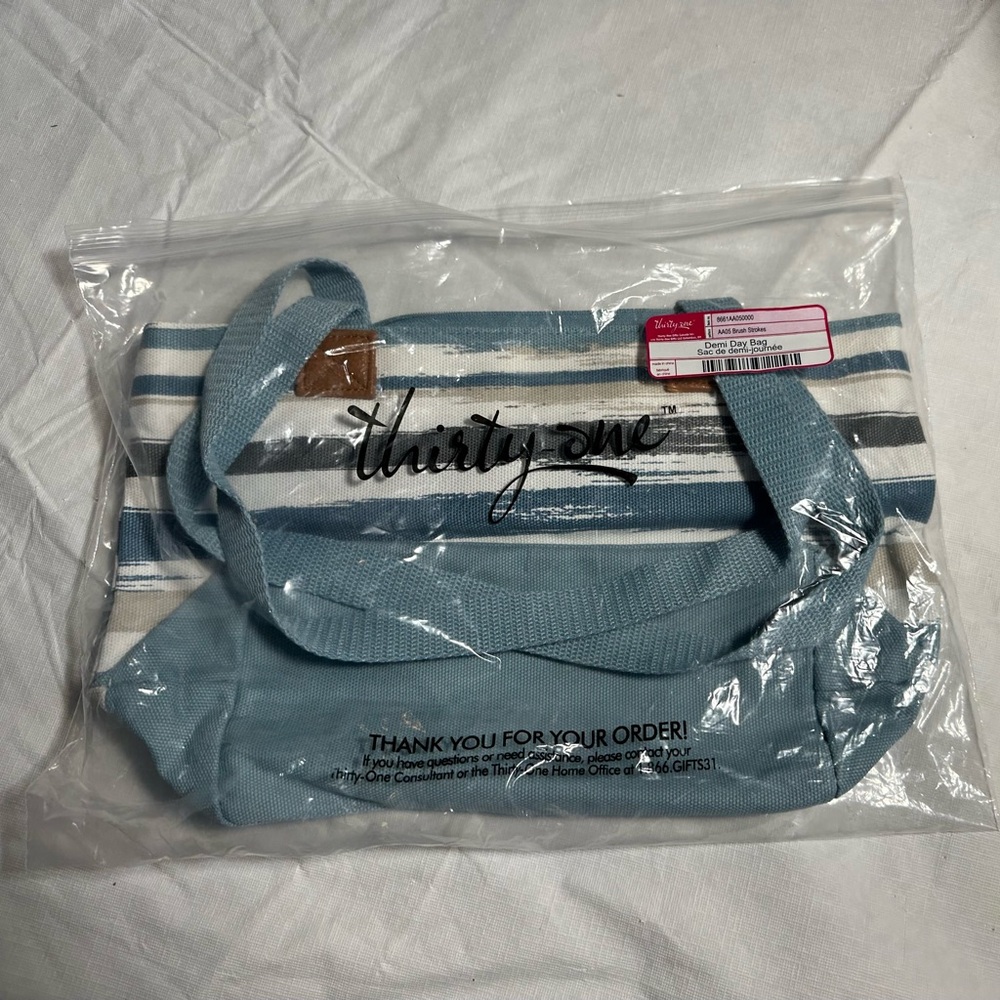 Thirty-One Demi Day Bag in Brush Strokes